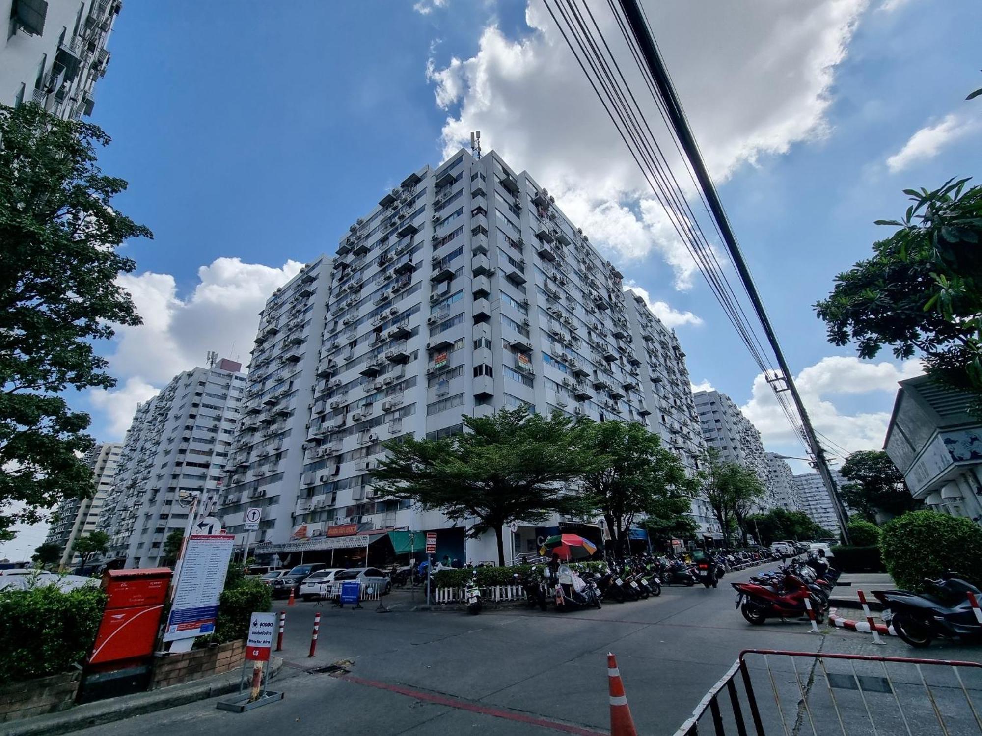 Better Room ห้องพักรายวัน เมืองทองธานี C4 Ban Bang Phang Exteriör bild