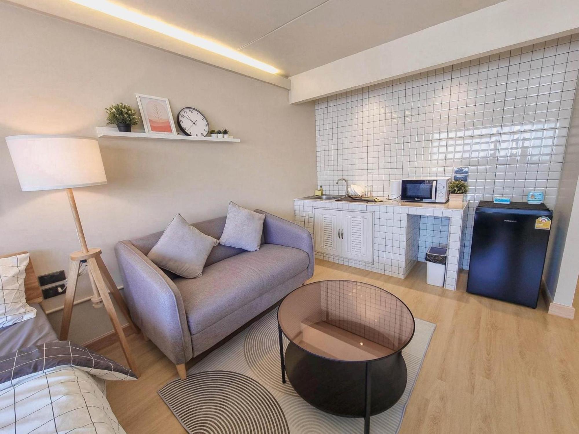 Better Room ห้องพักรายวัน เมืองทองธานี C4 Ban Bang Phang Exteriör bild